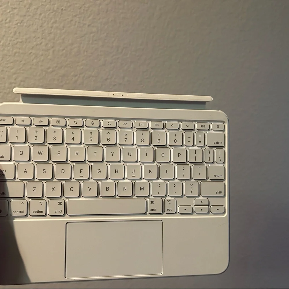 Apple Magic Keyboard for iPad